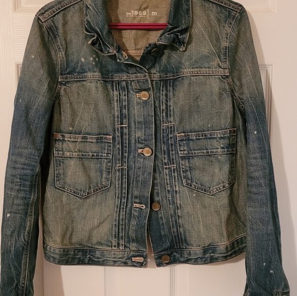 GAP jean jacket size Medium - Picture 2 of 3